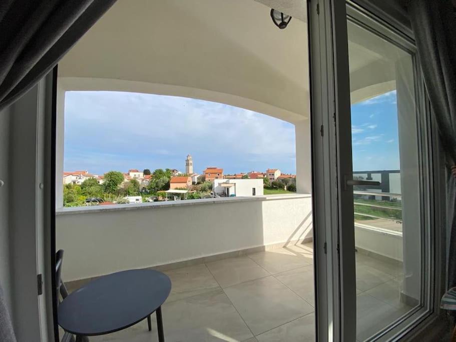 Apartment Laurus Premantura Buitenkant foto